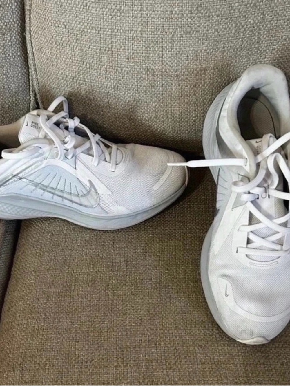 Nike Women’s All-White Athletic Training Sneakers